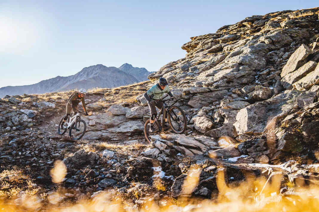8 Trailfullys ab 3199 Euro im Test