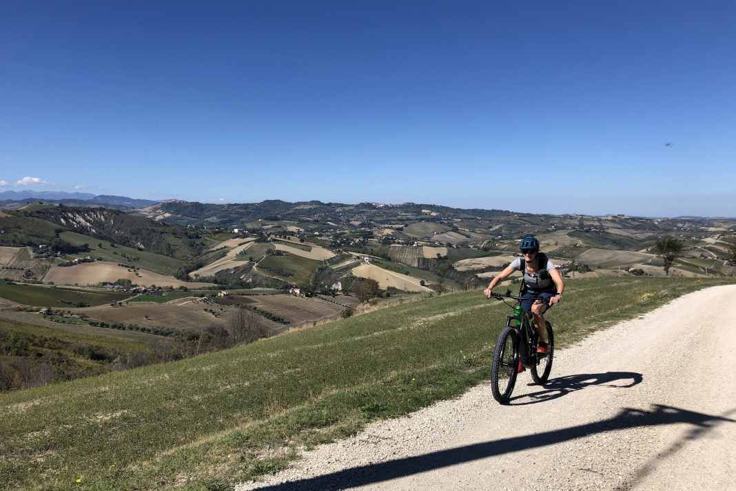 Auf dem Fahrrad das unbekannte Italien entdecken