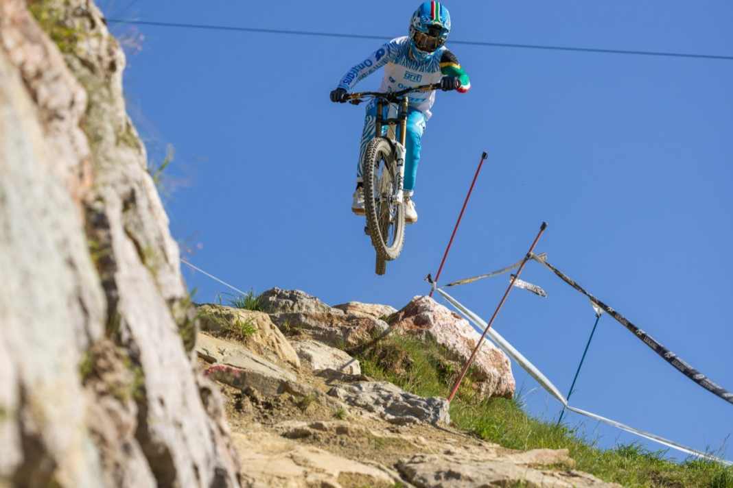 Das Commencal Supreme DH V5 ist Benchmark