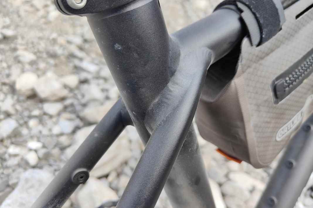 Ganz in Schwarz durch die Alpen - das neue Liteville-Gravelbike