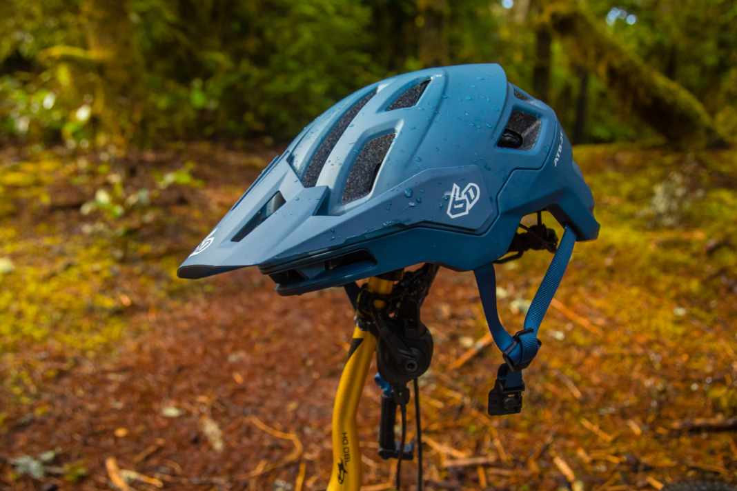 Sicher unterwegs im Gelände: Der robuste Trailhelm 6D ATB‑2T