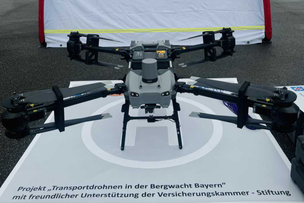 Riesen-Drohne soll bei Bergunfällen Leben retten