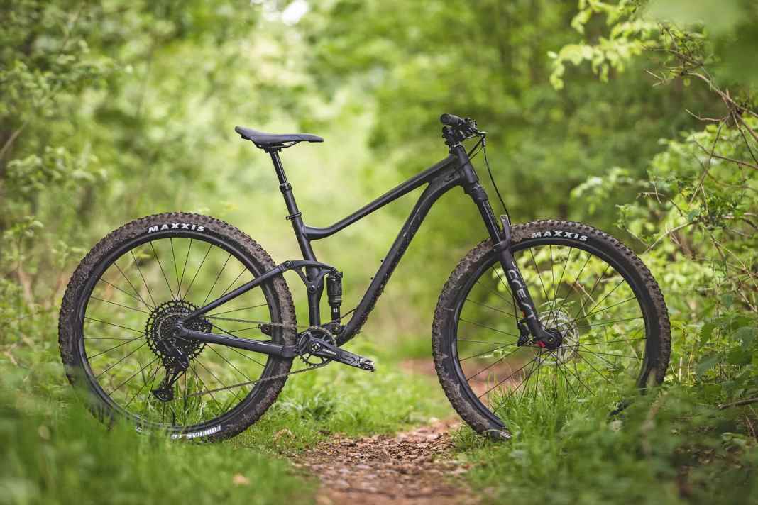 Liv Embolden 1 - Trailbike für Einsteigerinnen im Test