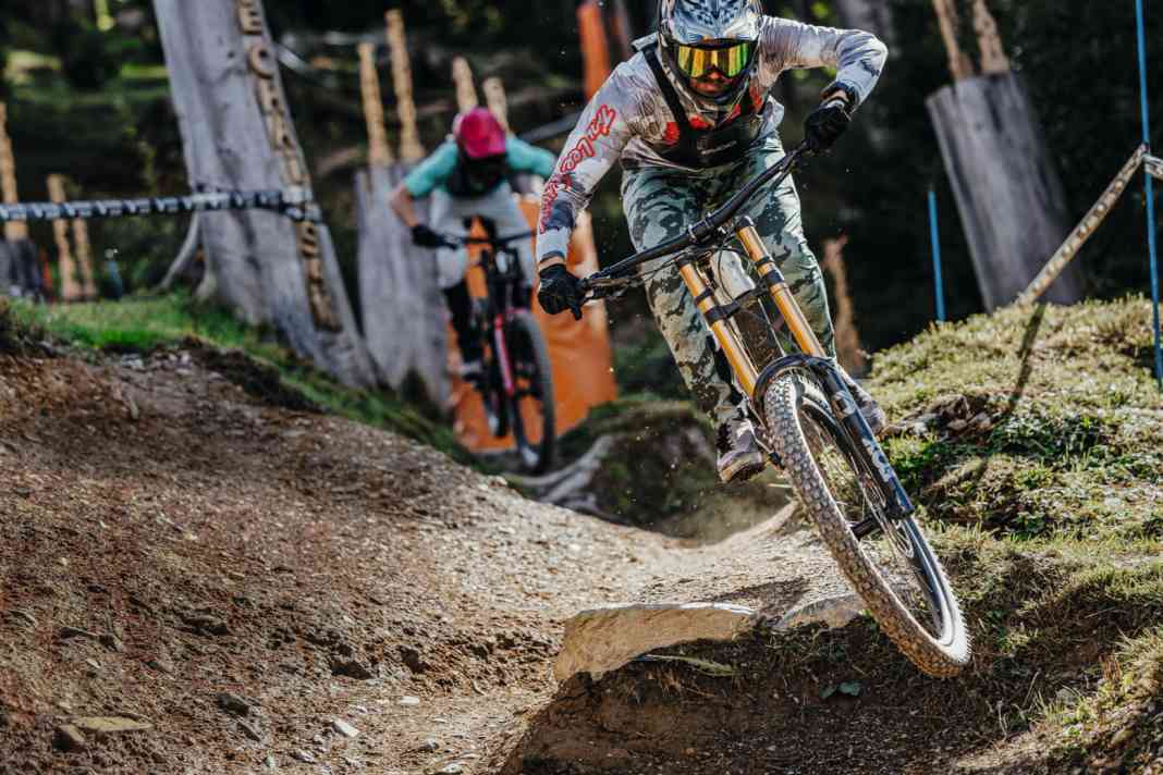 Big-Bike-Duell im Bikepark – Giant gegen Ribisu
