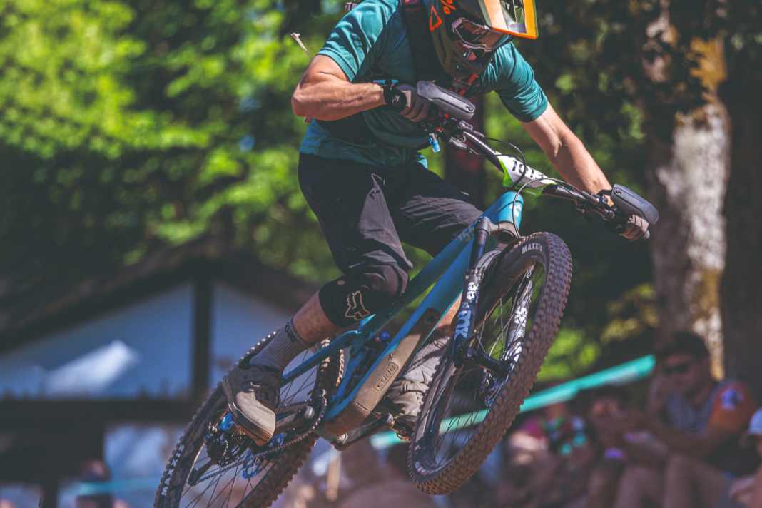 Zwischenbillanz der FREERIDE-Dauertest-Bikes: Scor, Cube und Specialized