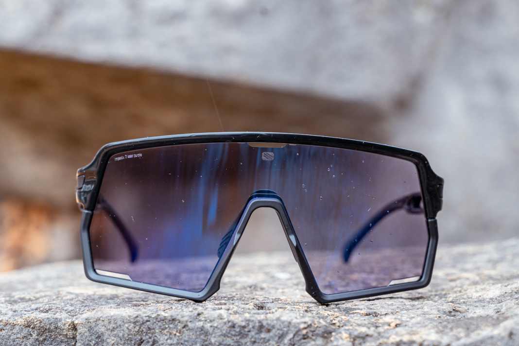 Umweltfreundliche Sonnenbrille für Mountainbiker im Test