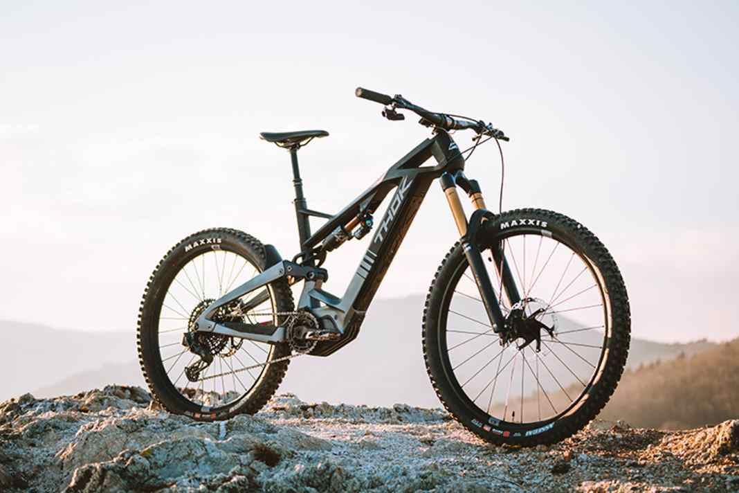 Italo-Enduro E-Bike aus Carbon