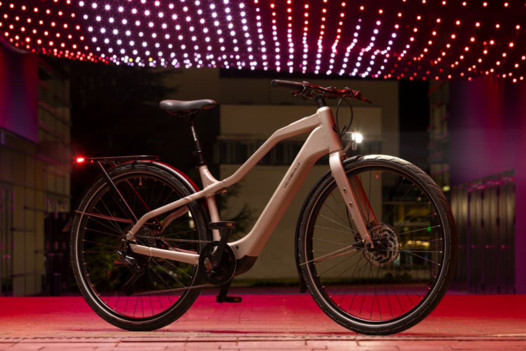 City E-Bike mit starkem DJI Avinox-Motor