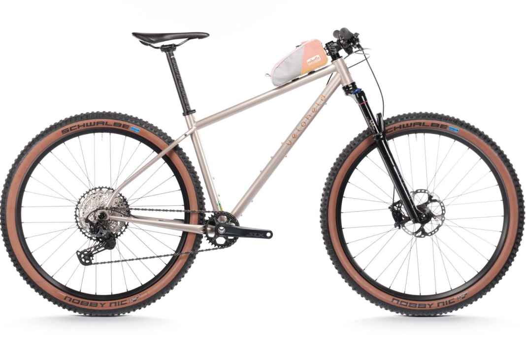 Perfekte Begleiter für Bikepacking & Trails - aus Stahl oder Titan