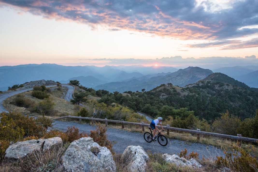 Rennradtouren an der Côte d'Azur – Traumtouren von Nizza in die Ausläufer der Seealpen