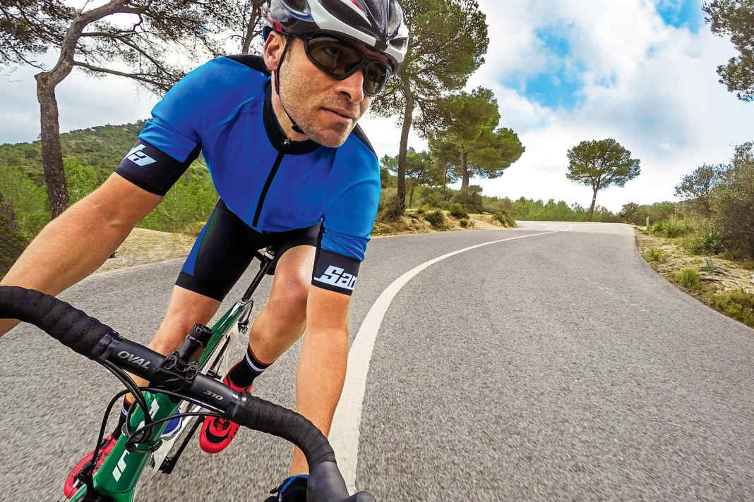 Rennrad-Bekleidung mit Funktion