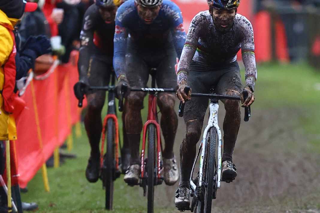 Hier sind die drei Cross-Giganten am Start