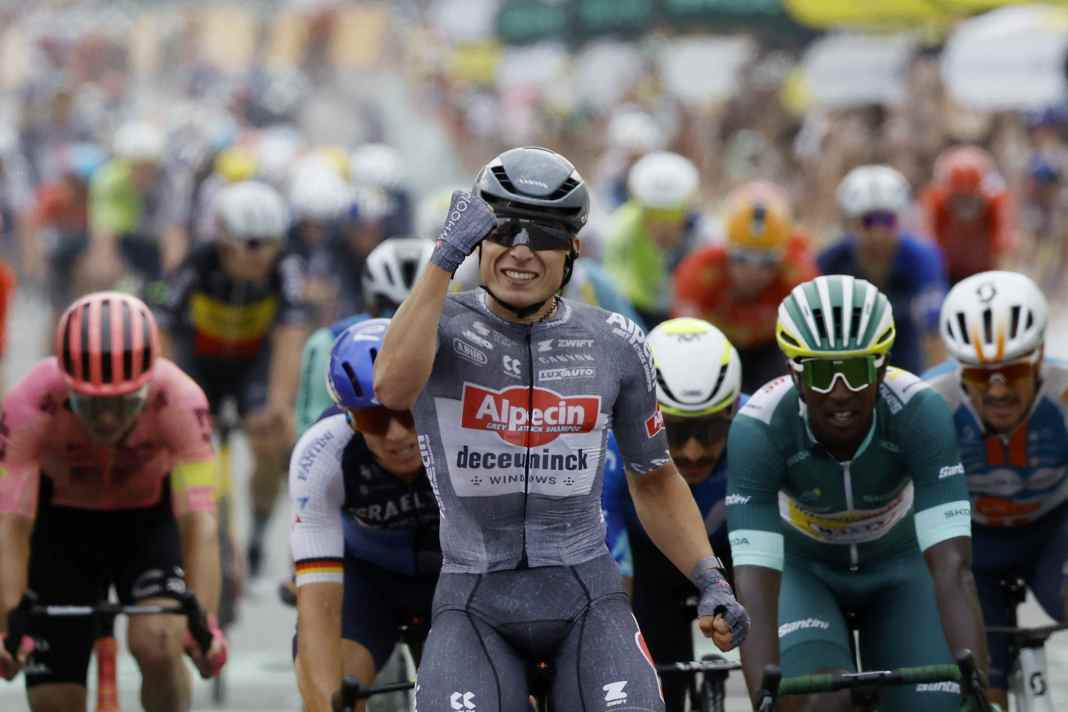 Philipsen gewinnt Bummeletappe, Ackermann Dritter