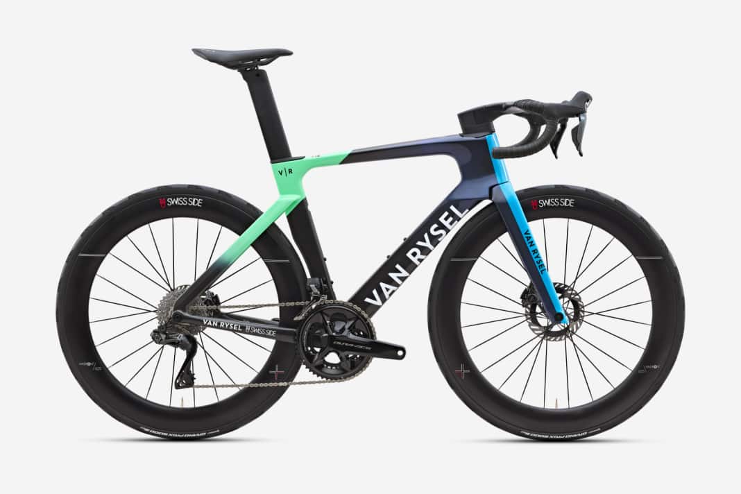 Decathlon zeigt neues Aero-Rennrad