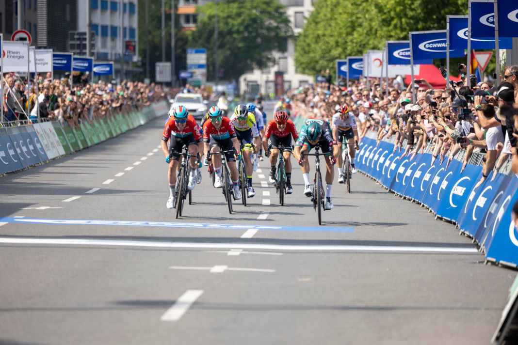 Van Poppel siegt bei Rund um Köln