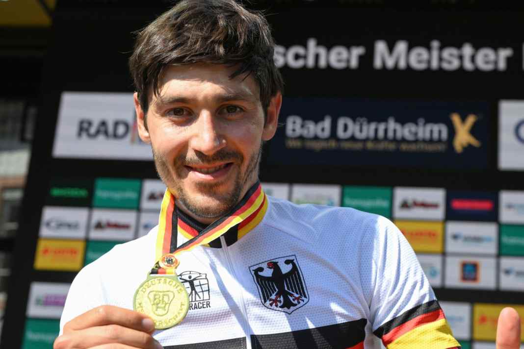 Mit dem Meistertrikot zur Tour