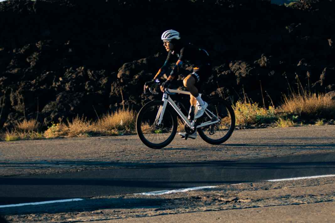 Jack Burke und Illi Gardner gewinnen erste Everesting-Weltmeisterschaft