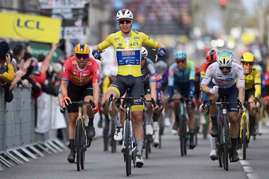 Merlier jubelt in Gelb und gewinnt auch die 2. Etappe