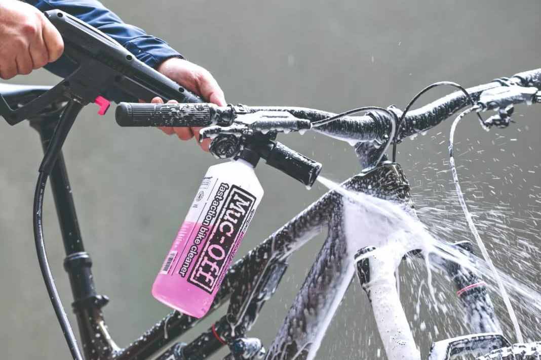 5 Druckreiniger für die mobile Fahrradwäsche im Test