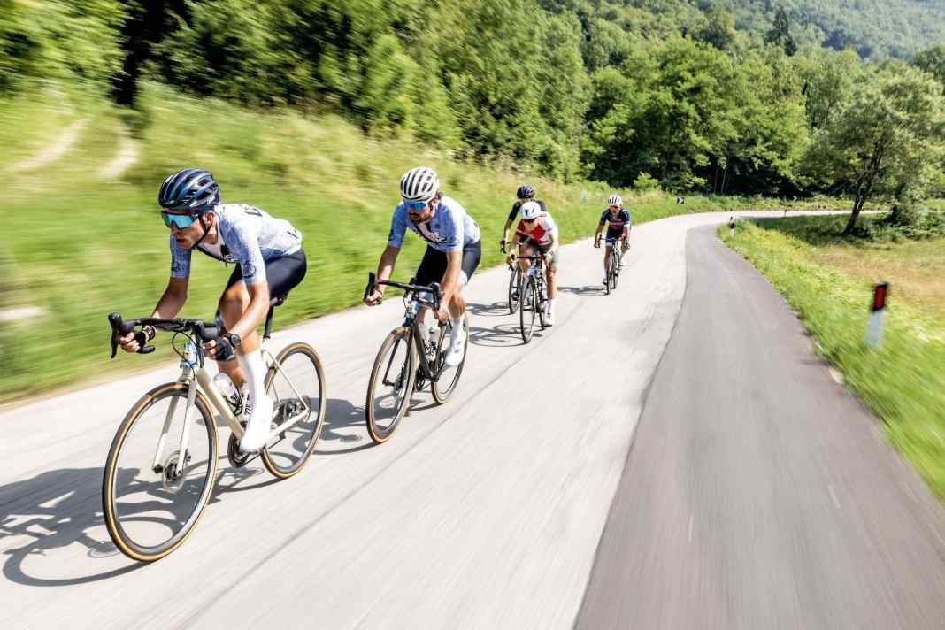 Rennen und intensive Einheiten