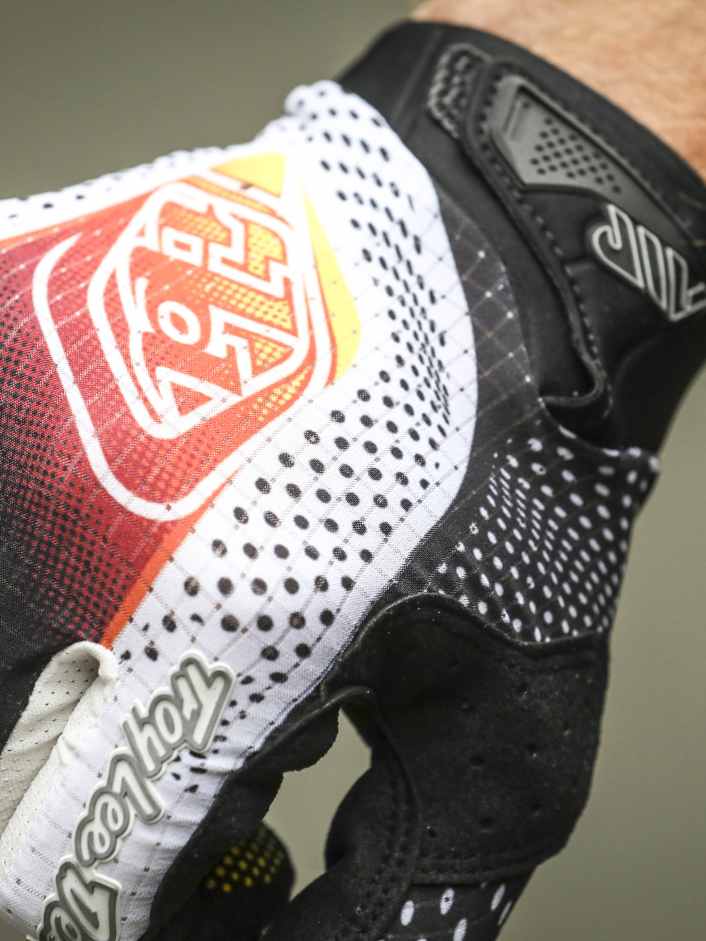 Diese Handschuhe sitzen wie eine zweite Haut