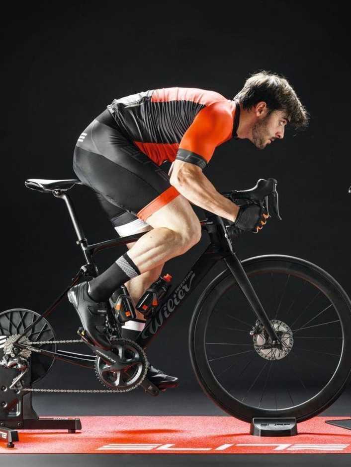 Alle Smarttrainer aus TOUR-Tests, Software, Zubehör