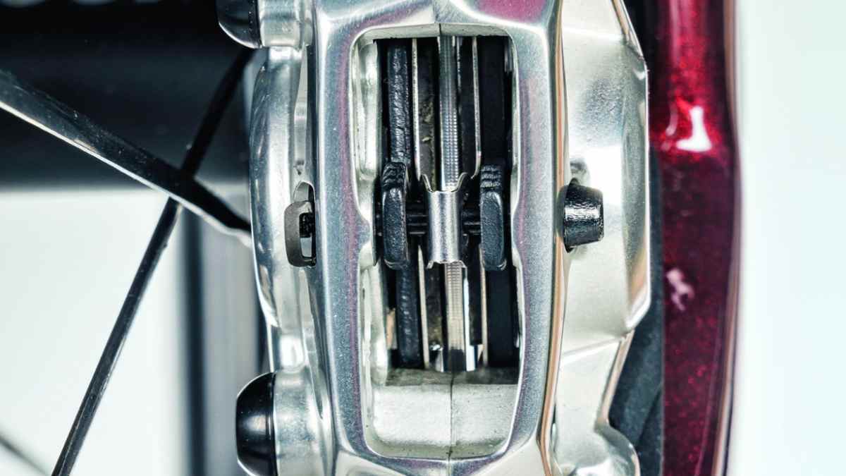 Tips & tricks for disc brakes on a road bike | BIKE