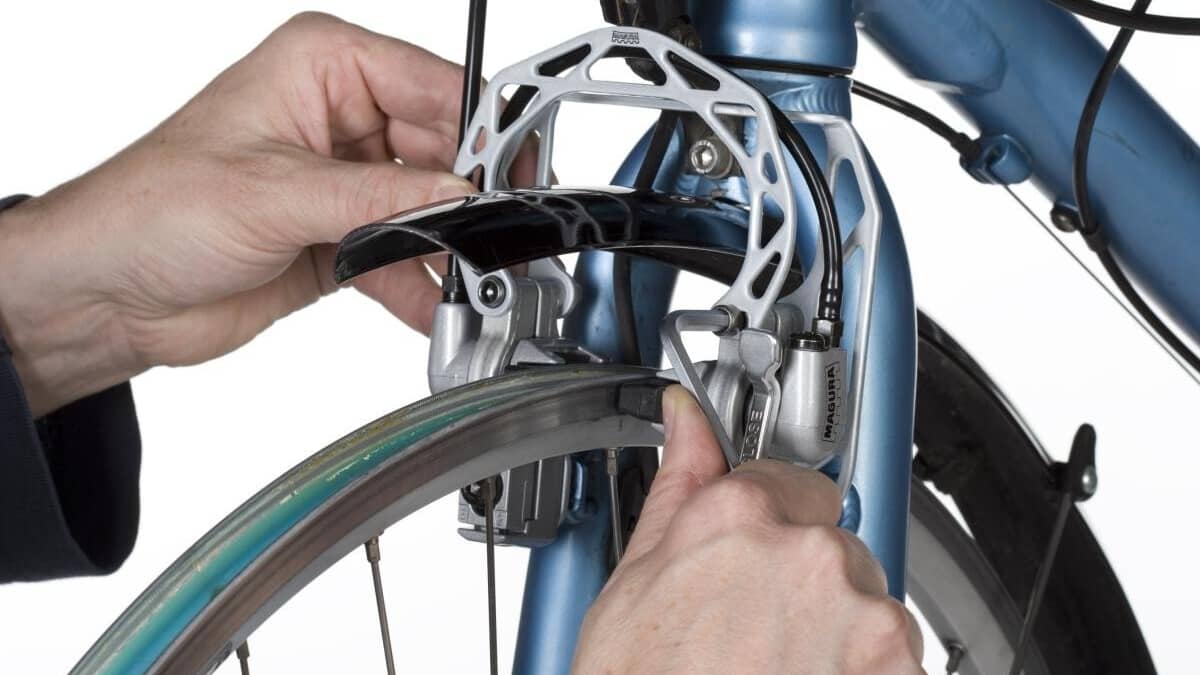 How to retrofit the hydraulic rim brakes | BIKE