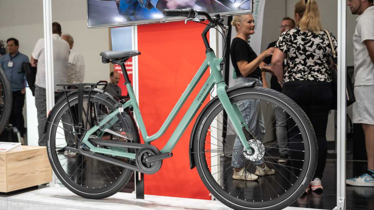 Pegasus Lucca 7: The indestructible Dutch bike, reimagined | BIKE