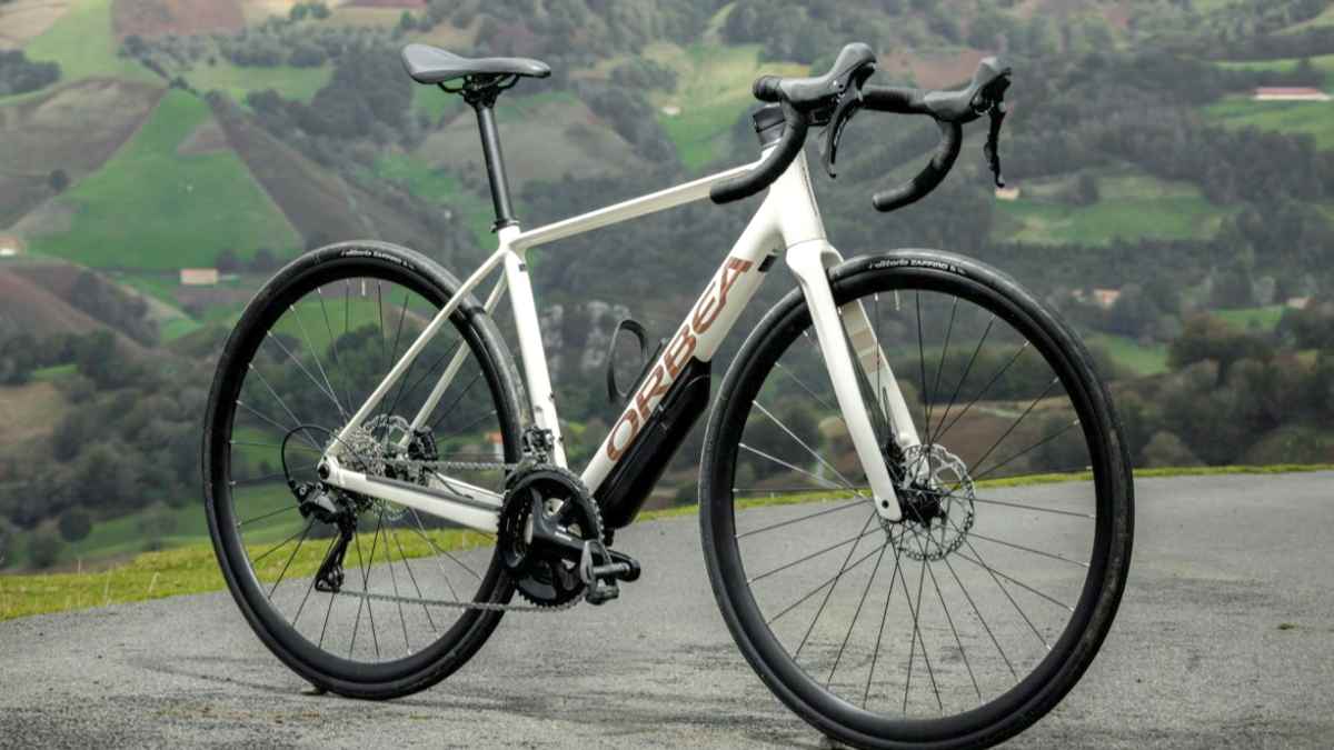 Das neue Orbea Avant: Preiswertes Marathon-Rennrad aus Alu mit Wohlfühl ...