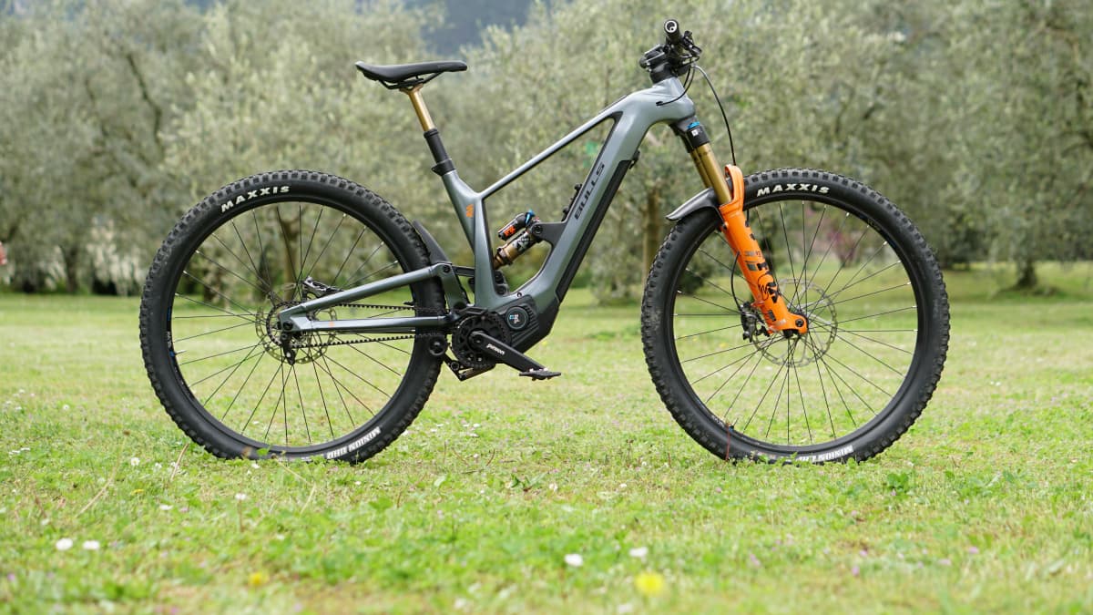 Bulls Vuca Evo AM Neues AllMountain EBike mit Pinion Getriebe BIKE