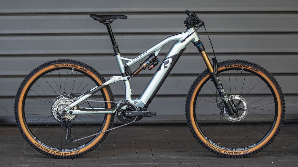 Neuheiten 2023 Highlights bei den EMTBs der neuen Saison BIKE