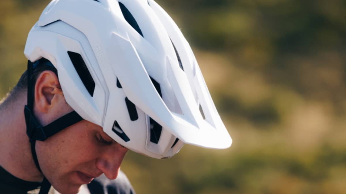 Giro Montaro Pro: MTB-Helm mit Mips-Spherical und E-Bike-Freigabe | BIKE