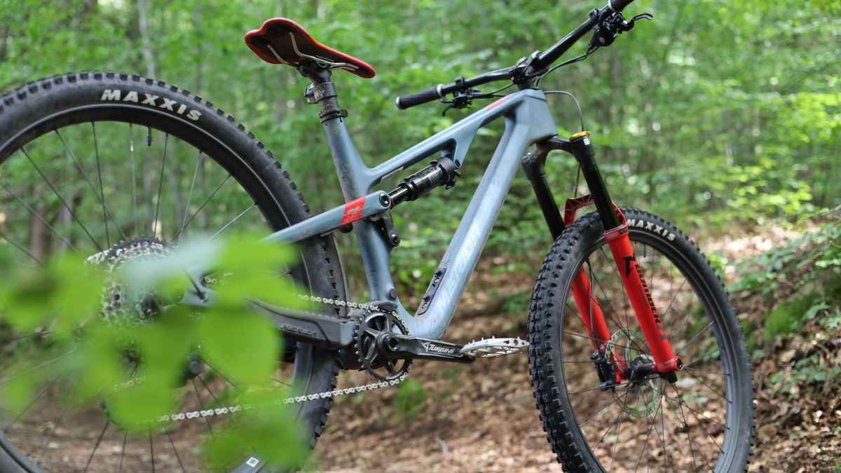 Merida One-Forty 6000 Dauertest: All Mountain auf Diät – 1000-km-Stand ...