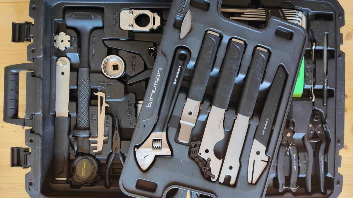 Werkzeugkoffer Test: 10 Werkzeugkoffer mit ntzlichen Tools fr Zuhause &  unterwegs | BIKE