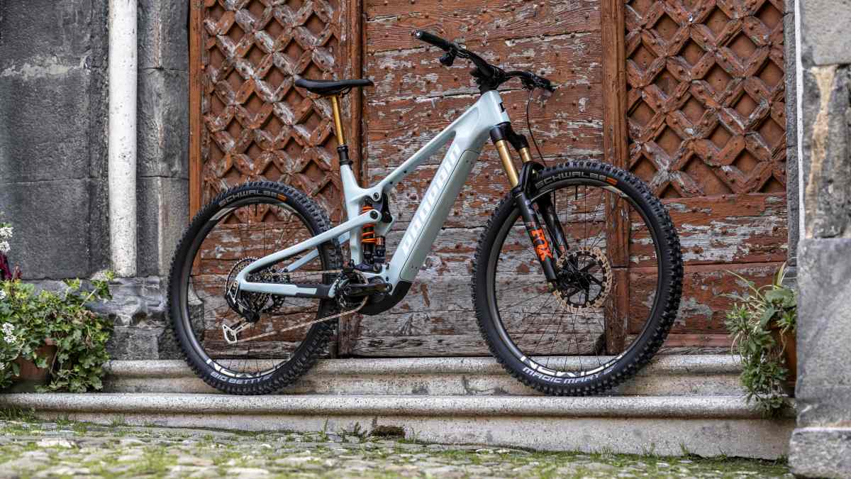 Propain Sresh CF: Light and strong? Propain launches new trail e-bike ...