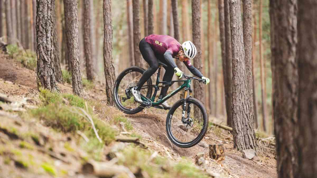 Entry-level marathon racers: Ten 120 mm full-suspension bikes under ...