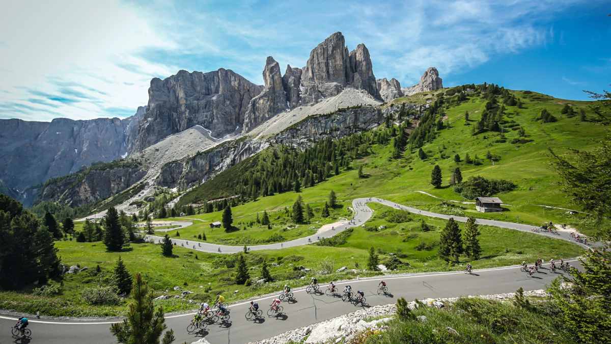 Sellaronda Bike Day 2026: Autofreie Dolomitenpässe | TOUR