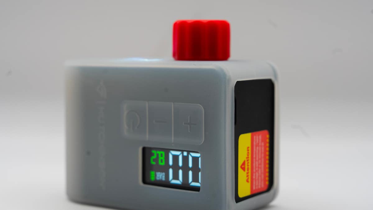 Hutchinson FlashAir: Electric mini-pump weighing 130 grams | TOUR