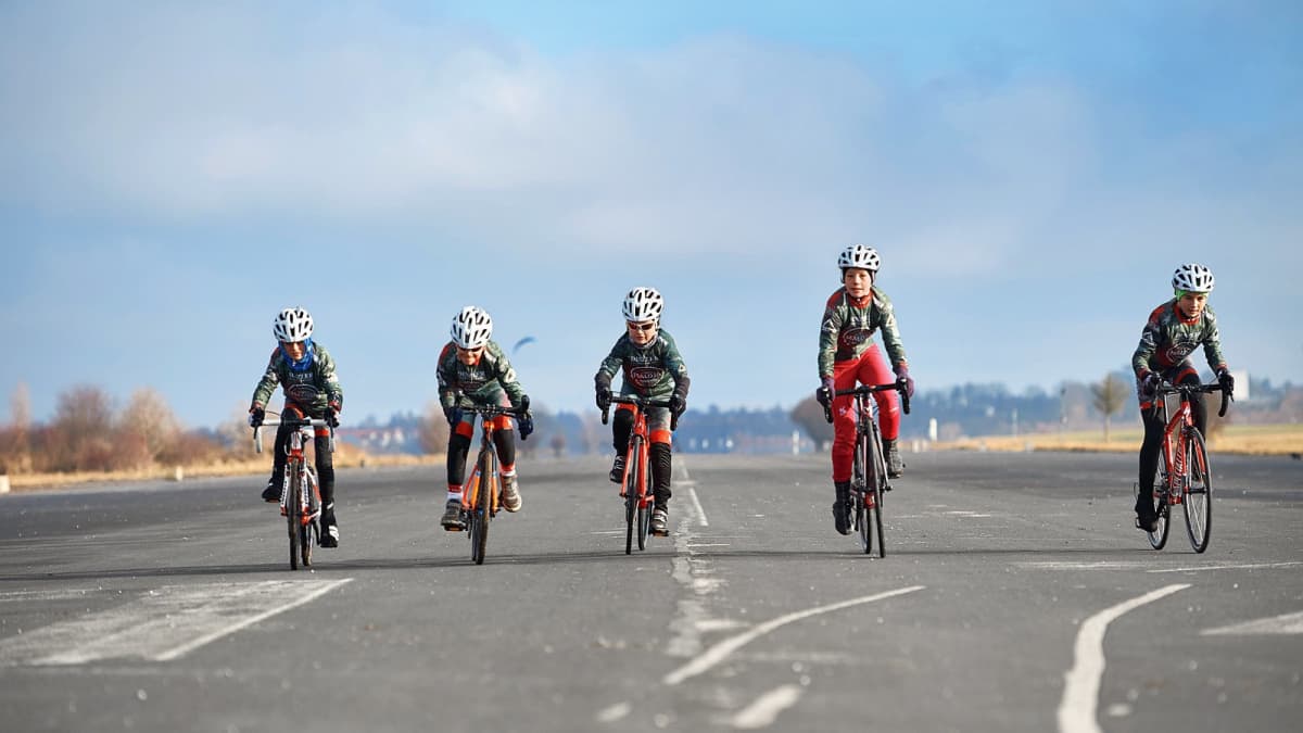 Kids Special: 8 racing bikes for children in the test - Little ...