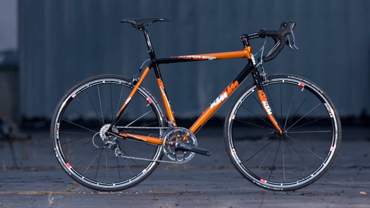 KTM Strada 3000 | TOUR