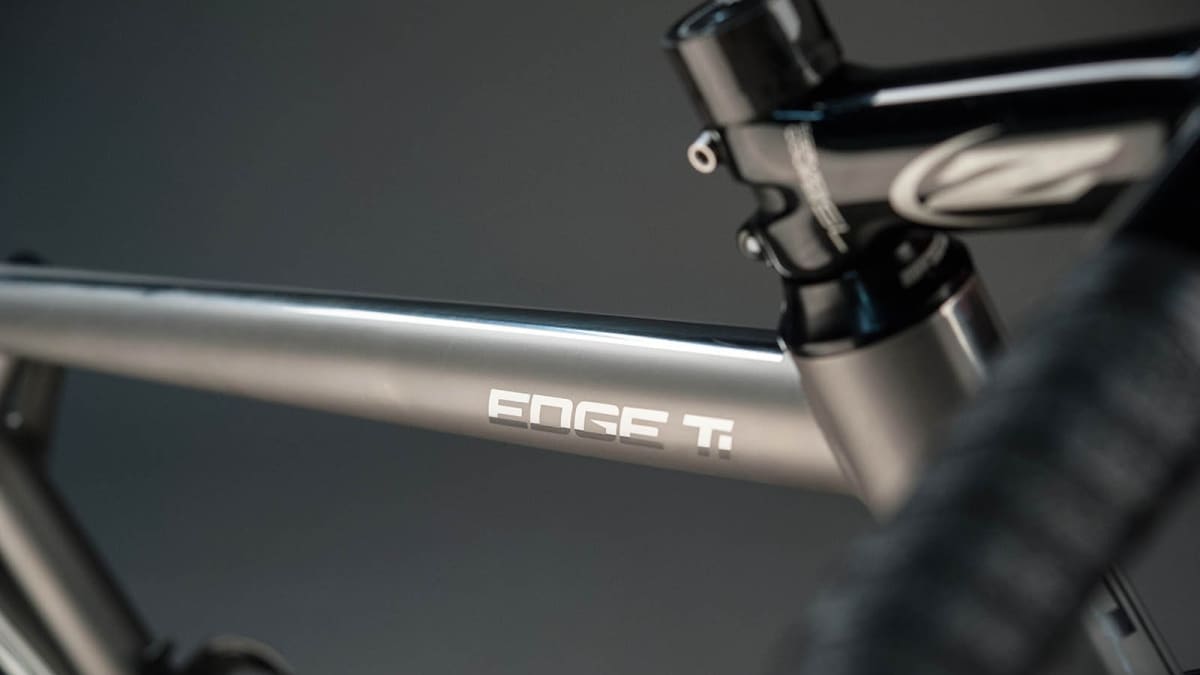 9 titanium road bikes in the test | TOUR