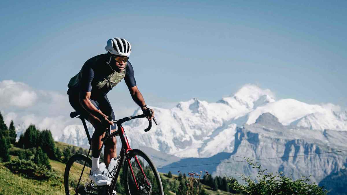 Specialized Aethos 2: New lightweight racer unveiled | TOUR
