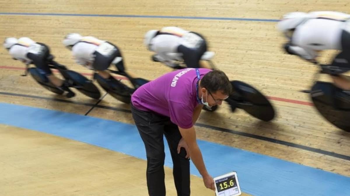 Women's track cycling foursome with top time in qualification | TOUR