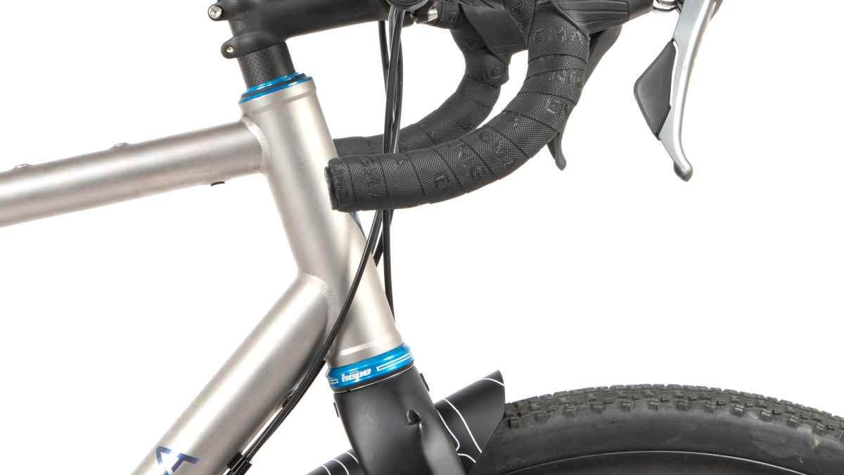 Restrap mudguards for switch racks and gravel bikes unveiled | TOUR