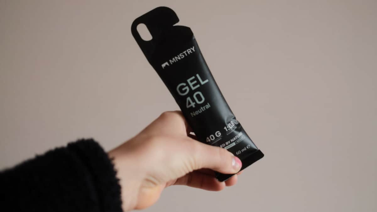 Mnstry Gel 40 1:0.8 review: An energy gel that’s easy to use | TOUR