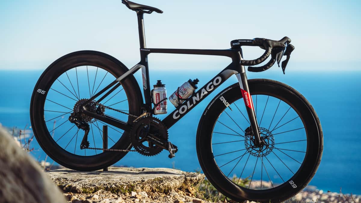 Colnago V4Rs 2024 Team UAE｜ENVE 3.4｜530 Colnago V4Rs: Tadej Pogacar's road bike for 2024 | TOUR