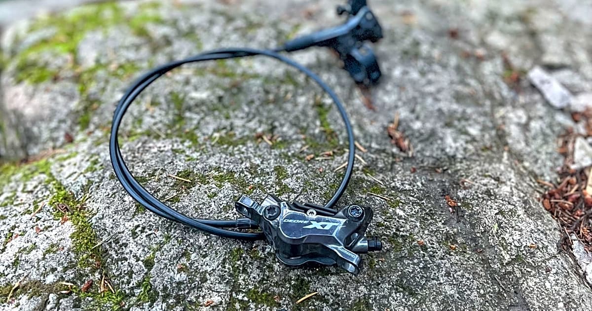 Bremsentest 2023 Shimano XT Bremse dünn und fragil BIKE