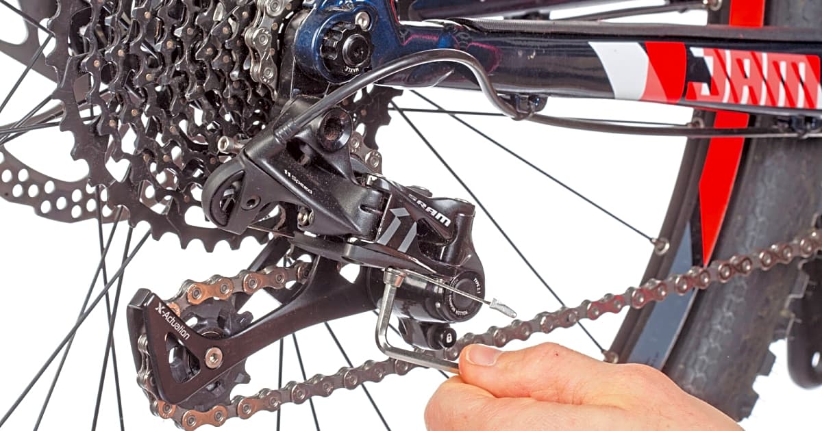 So stellen Sie eine 1x11-Schaltung von Sram richtig ein | BIKE