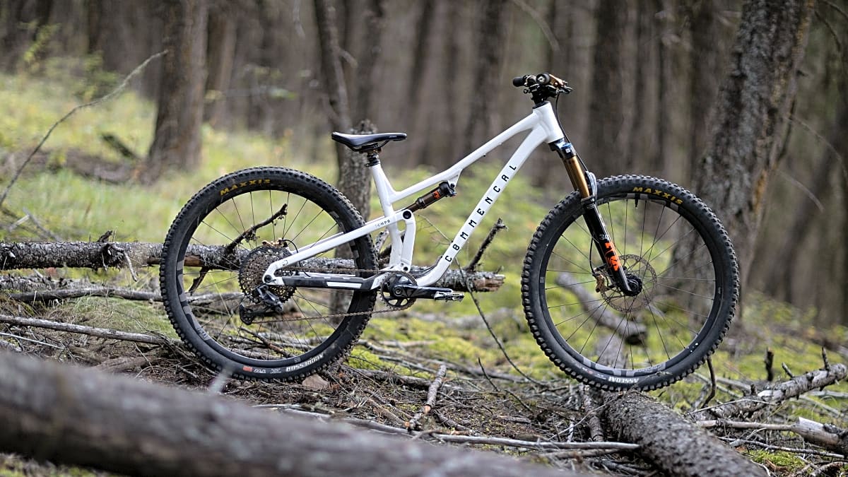 Commencal Tempo Neues, flinkes Trailbike aus Andorra BIKE